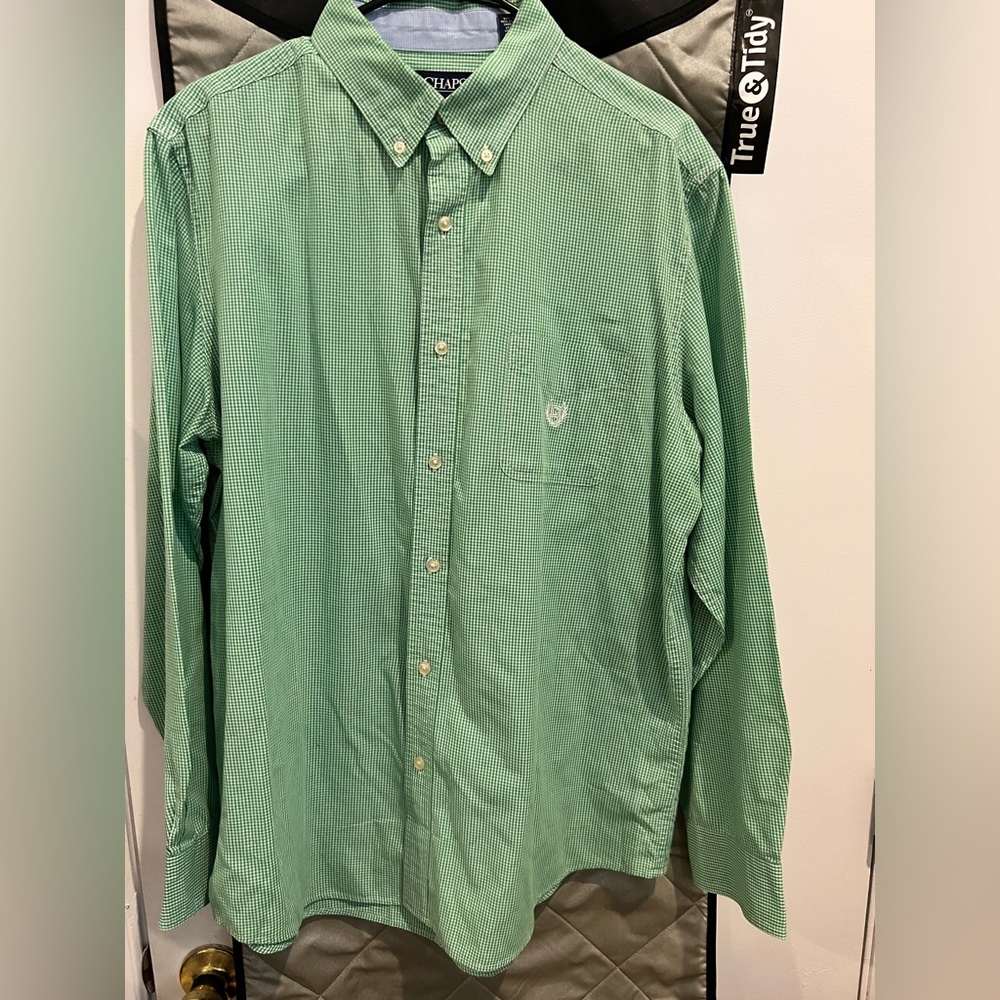 EUC Chaps Size L Mens Button Down Dress shirt